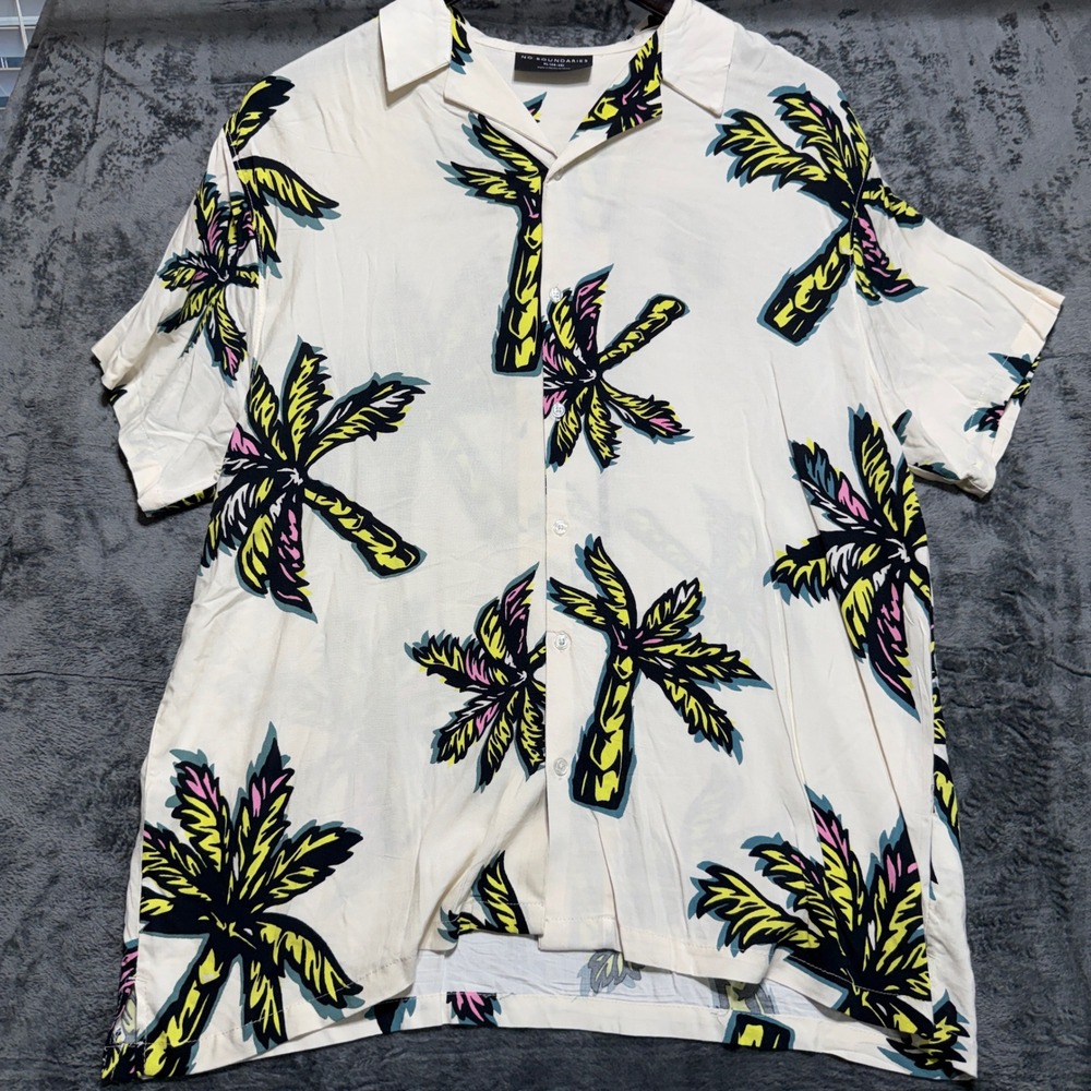 No Boundaries Button Down Shirt Mens‎ XL White Palm Tree NB23100073079